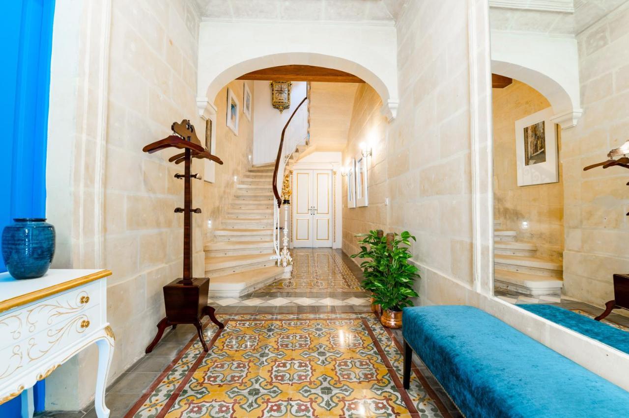 Monreal Boutique Townhouse - R024Rm4 Hotel Paola Eksteriør billede